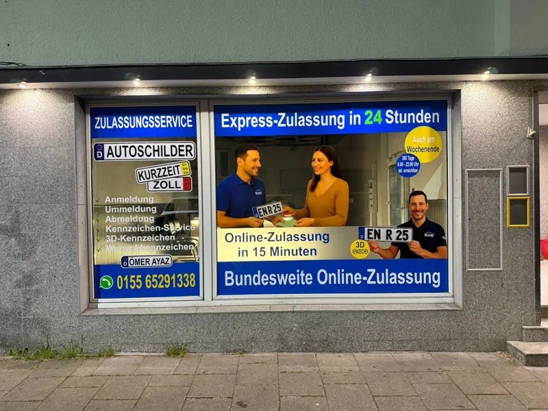 Schaufenster des RUHR KFZ Zulassungsdiensts in Hattingen